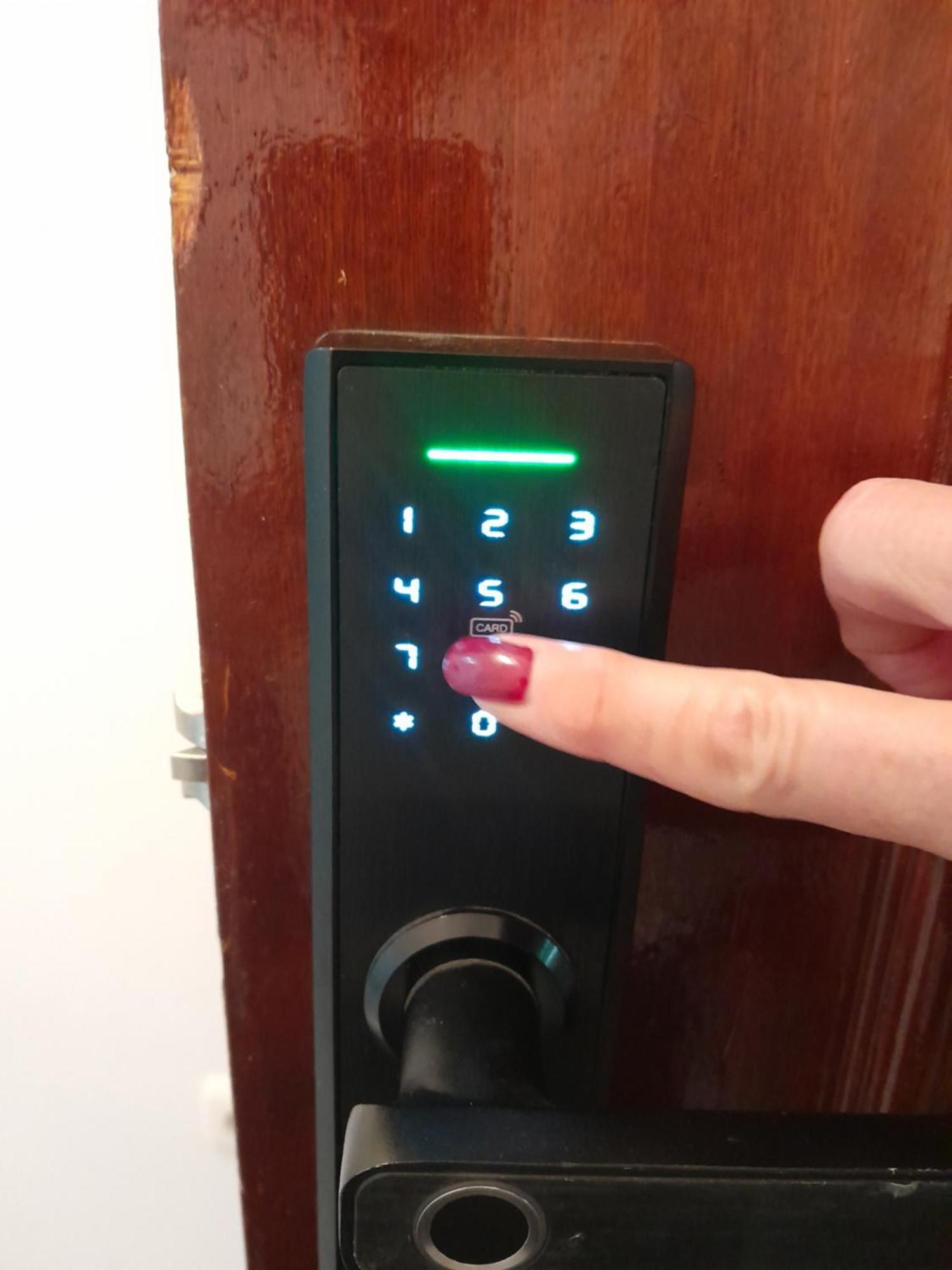 Puerta Sevilla Parking Gratis 科爾多瓦 外观 照片